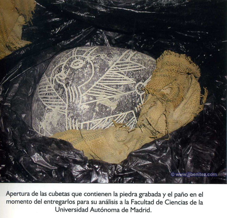 Piedras de Ica 99.000 años J.J. Benítez