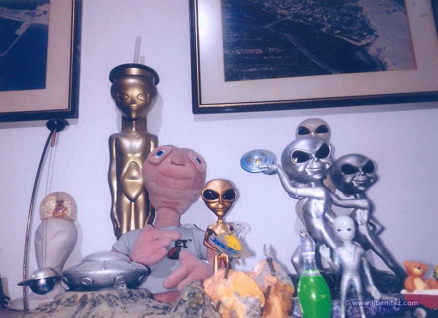 Colección de "ETE´S" de Juanjo Benítez. (Foto: Blanca)