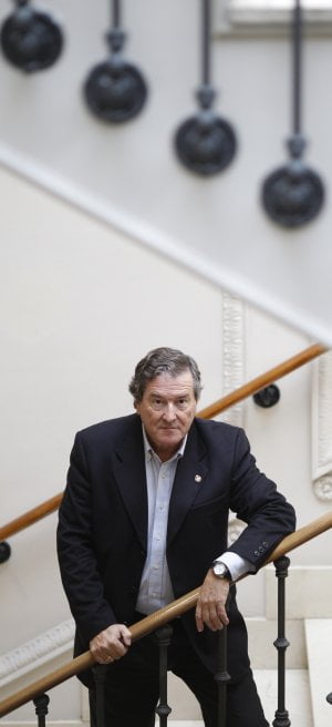 J. J. Benítez.