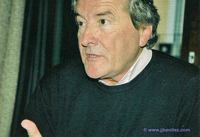 J. J. Benítez.