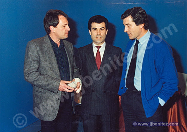 Faber Kaiser (izquierda), con Enrique Marin y J.J. Benítez (derecha).