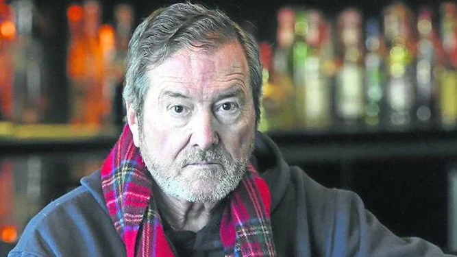 J. J. Benítez.