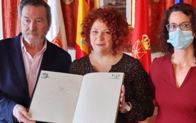 J. J. Benítez recoge en Olite el Premio Periodista 2021