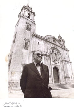 Manuel Osuna.