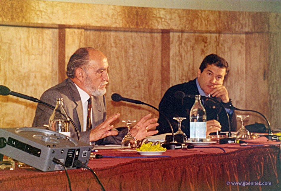Pedro Valverde y JJ Benítez.