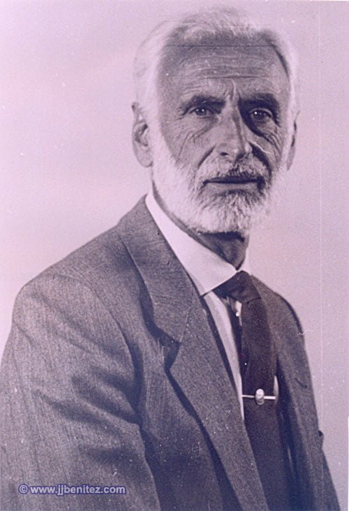 Dr. Manuel Bautista.